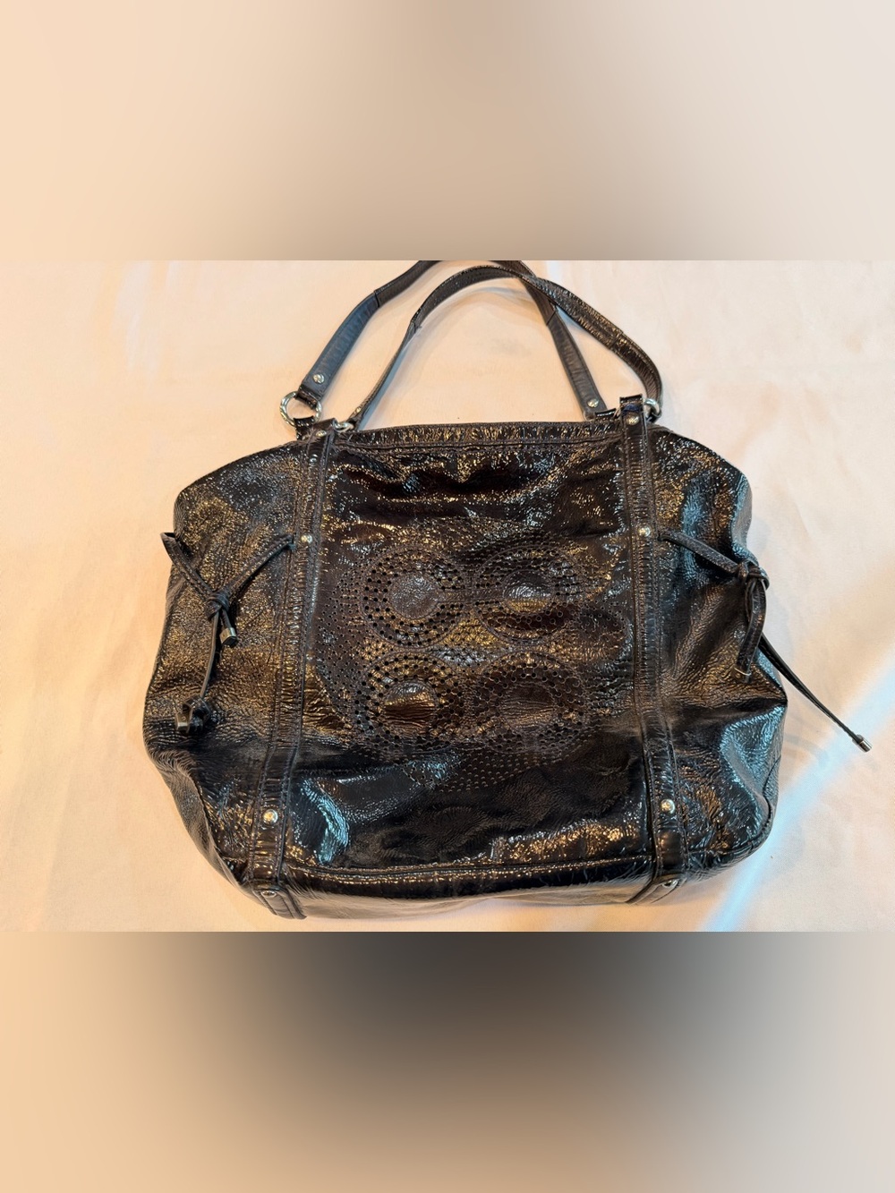 Coach No 19569 Audrey Dark Navy Patent Cinched Leather Bag Purse